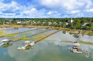 43 Petigru Dr, Beaufort, SC 29902 - Photo 3