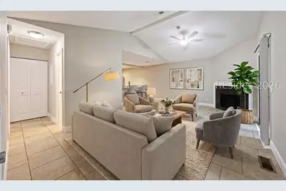 96 Mathews Drive #218, Hilton Head Island, SC 29926 - Photo 5