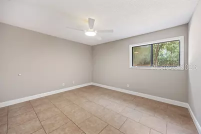 96 Mathews Drive #218, Hilton Head Island, SC 29926 - Photo 25