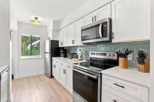 25 Deallyon Ave, Hilton Head Island, SC 29928 - Photo 5