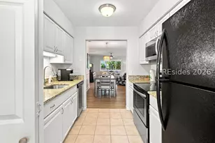 25 Deallyon Ave, Hilton Head Island, SC 29928 - Photo 11