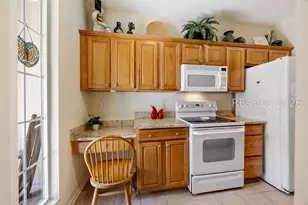 241 Landing Ln, Bluffton, SC 29909 - Photo 9
