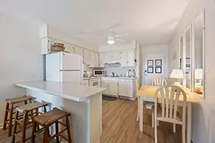 15 S Forest Beach Dr, Hilton Head Island, SC 29928 - Photo 7