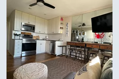 40 Folly Field Road #204, Hilton Head Island, SC 29928 - Photo 3