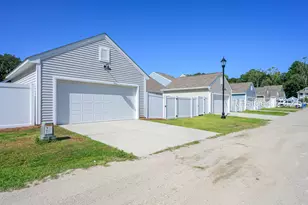 12 Whispering Oaks Cir, Bluffton, SC 29909 - Photo 33