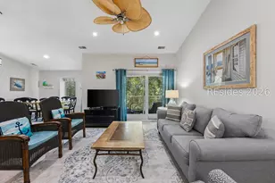 4 Braddock Bluff Dr, Hilton Head Island, SC 29928 - Photo 9