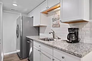17 Lagoon Rd, Hilton Head Island, SC 29928 - Photo 11