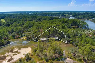 2 Lake Point Dr, Beaufort, SC 29907 - Photo 1