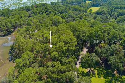 2 Lake Point Drive, Beaufort, SC 29907 - Photo 9
