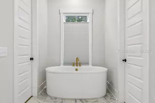 70 Clifton Dr, Bluffton, SC 29909 - Photo 23