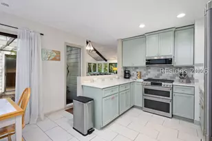 15 Dewberry Ln, Hilton Head Island, SC 29928 - Photo 21