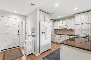 100 Colonnade Dr, Hilton Head Island, SC 29928 - Photo 13