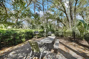 100 Colonnade Dr, Hilton Head Island, SC 29928 - Photo 29