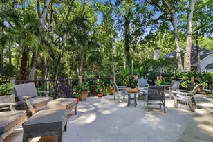 17 Stonegate Dr, Hilton Head Island, SC 29926 - Photo 27
