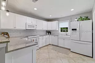 145 Knightsbridge Rd, Bluffton, SC 29910 - Photo 15