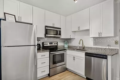 40 Folly Field Road #APT F 13, Hilton Head Island, SC 29928 - Photo 3