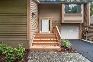 25 Honey Locust Cir, Hilton Head Island, SC 29926 - Photo 3