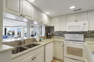 9 Harbourside Ln, Hilton Head Island, SC 29928 - Photo 5