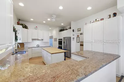 15 Peninsula Drive, Hilton Head Island, SC 29926 - Photo 23