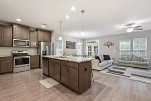11 Cabbage Palm Ln, Bluffton, SC 29910 - Photo 7