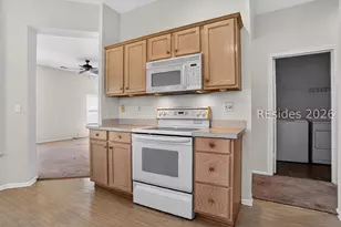 32 Purry Cir, Bluffton, SC 29909 - Photo 7
