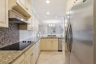 18 Lighthouse Ln, Hilton Head Island, SC 29928 - Photo 15