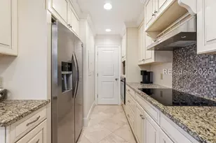 18 Lighthouse Ln, Hilton Head Island, SC 29928 - Photo 19