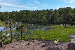 258 Seabrook Dr, Hilton Head Island, SC 29926 - Photo 3