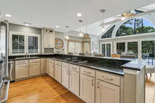 56 Sussex Ln, Hilton Head Island, SC 29926 - Photo 17