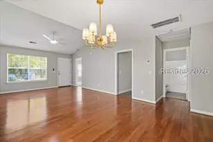 388 Gardners Cir, Bluffton, SC 29910 - Photo 7
