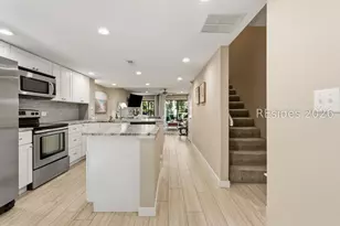 113 Shipyard Dr, Hilton Head Island, SC 29928 - Photo 17