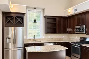 625 Spanish Wells Rd, Hilton Head Island, SC 29926 - Photo 5