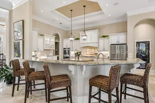 526 Colonial Dr, Hilton Head Island, SC 29926 - Photo 7