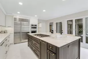 18 Marsh Dr, Hilton Head Island, SC 29928 - Photo 9