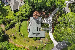 10 Big Woods Dr, Hilton Head Island, SC 29926 - Photo 3