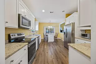 64 E Morgan Ct, Hilton Head Island, SC 29926 - Photo 13