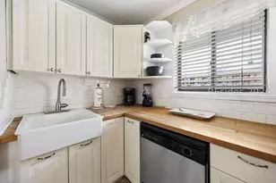 663 William Hilton Pkwy, Hilton Head Island, SC 29928 - Photo 5