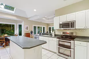 6 Stonegate Ct, Hilton Head Island, SC 29926 - Photo 11