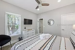 19 Lemoyne Ave, Hilton Head Island, SC 29928 - Photo 9