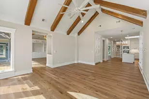 300 Seabrook Dr, Hilton Head Island, SC 29926 - Photo 15