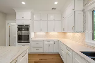 300 Seabrook Dr, Hilton Head Island, SC 29926 - Photo 25