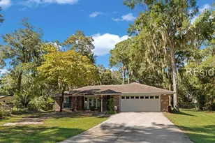 8 Orange Ct, Port Royal, SC 29935 - Photo 1