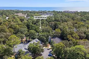 137 Cordillo Pkwy, Hilton Head Island, SC 29928 - Photo 3