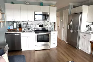 40 Folly Field Rd, Hilton Head Island, SC 29928 - Photo 15