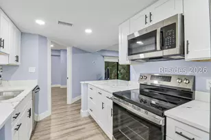 10 S Forest Beach Dr, Hilton Head Island, SC 29928 - Photo 17