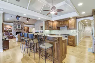 51 N Port Royal Dr, Hilton Head Island, SC 29928 - Photo 17