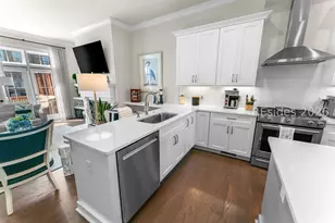 513 Port St, Savannah, GA 31401 - Photo 13