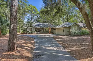 69 Forest Dr, Hilton Head Island, SC 29928 - Photo 3
