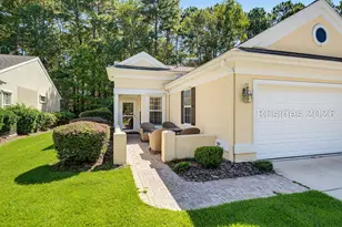 11 Scenic Dr, Bluffton, SC 29909 - Photo 3