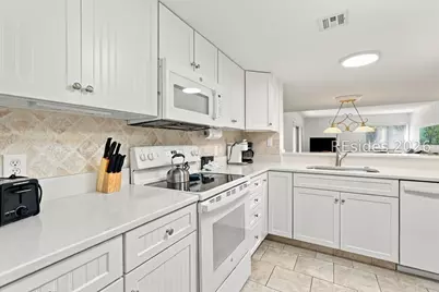 22 Lighthouse Road #522, Hilton Head Island, SC 29928 - Photo 3